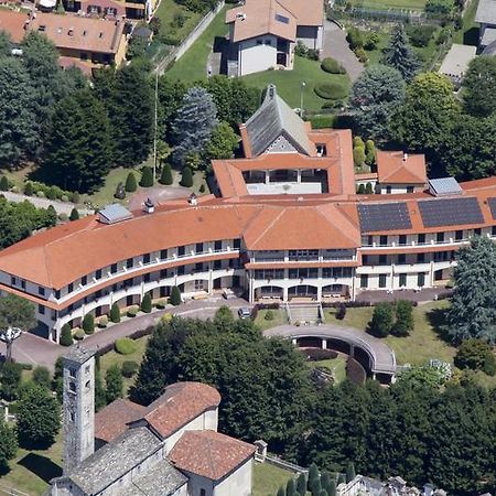 Centro Di Spiritualita Maria Candida Armeno Buitenkant foto