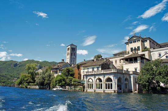 Centro Di Spiritualita Maria Candida Armeno Buitenkant foto