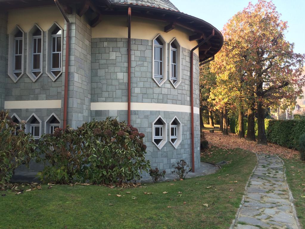 Centro Di Spiritualita Maria Candida Armeno Buitenkant foto