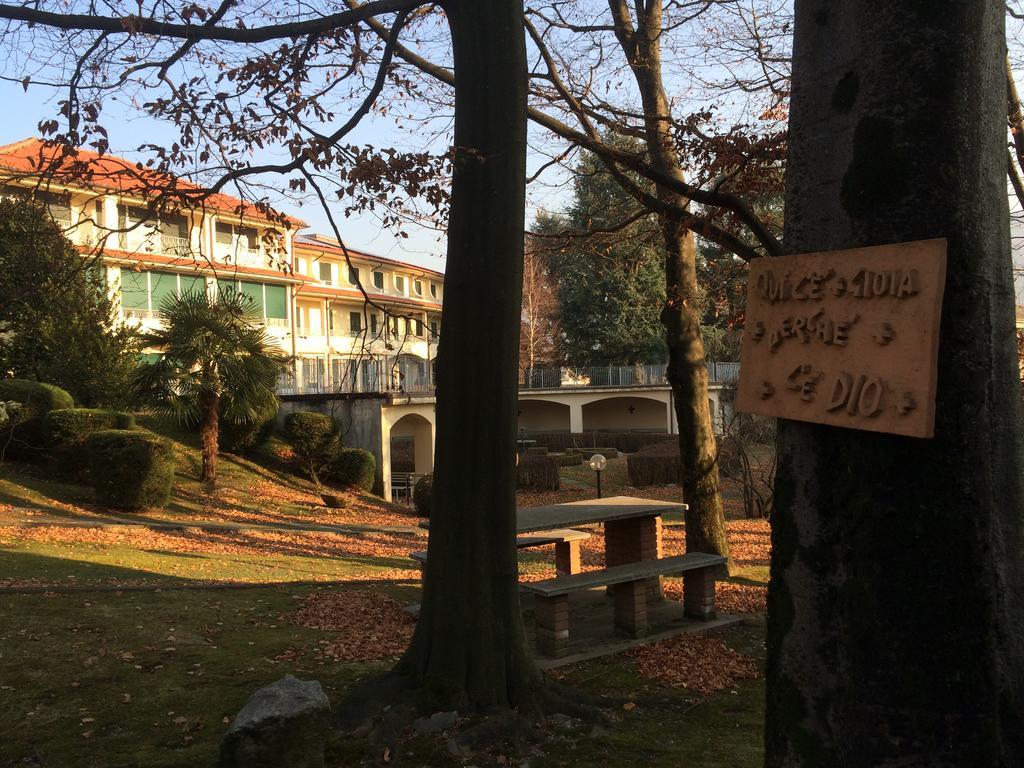 Centro Di Spiritualita Maria Candida Armeno Buitenkant foto