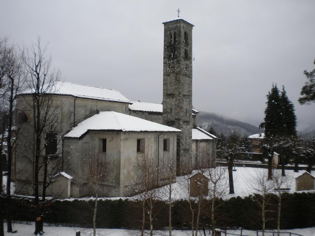 Centro Di Spiritualita Maria Candida Armeno Buitenkant foto