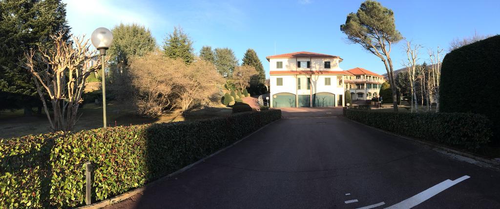 Centro Di Spiritualita Maria Candida Armeno Buitenkant foto