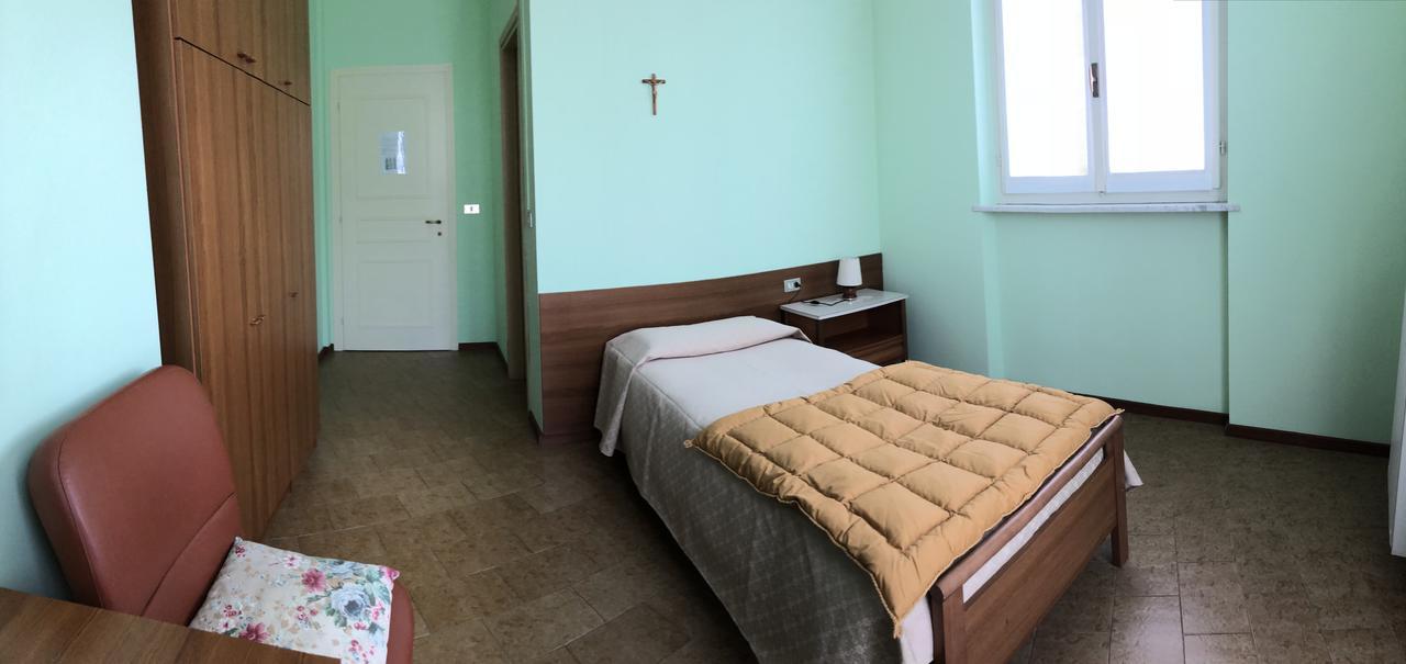 Centro Di Spiritualita Maria Candida Armeno Buitenkant foto